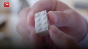 VIDEO: Lego Olah Botol Plastik Bekas Jadi Bahan Baku Mainan