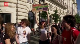 VIDEO: Parlemen Hungaria Loloskan RUU Anti-LGBT