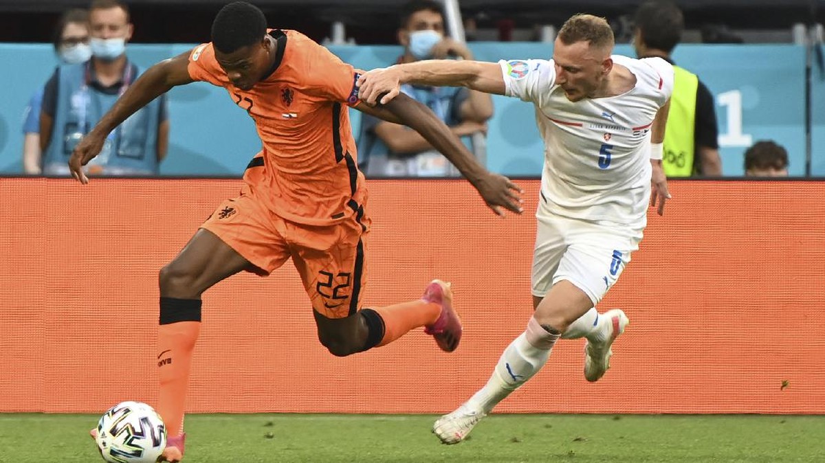 FOTO: Ceko Benamkan Belanda di 16 Besar Euro 2020