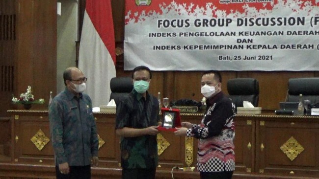 Kepala Badan Litbang Kemendagri, Agus Fatoni memberikan apresiasi atas inovasi dan prestasi yang ditorehkan Provinsi Bali.