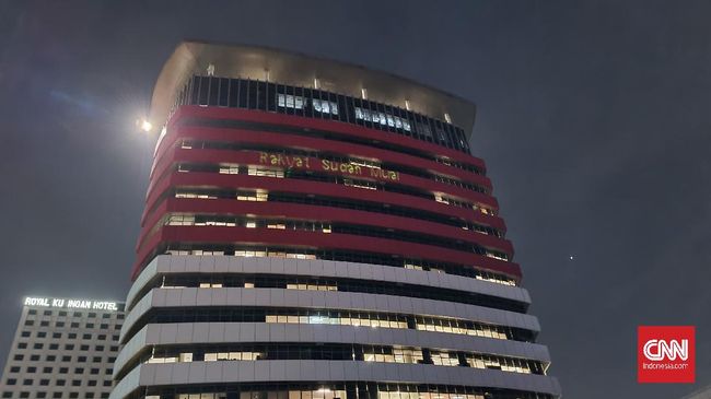 KPK Terima 395 Laporan Gratifikasi Lebaran Senilai Rp274 Juta Komisi Pemberantasan Korupsi (KPK) menerima 395 laporan terkait dugaan gratifikasi selama Hari Raya Idul Fitri 1443 Hijriah yang nilainya mencapai Rp274 juta.