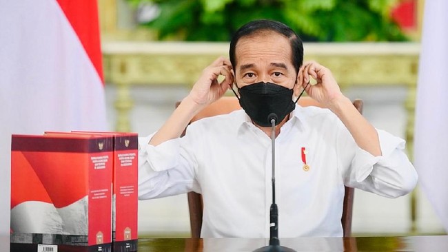 Jokowi menyampaikan ada empat kategori pasien Covid-19, yaitu pasien tanpa gejala, pasien ringan, pasien sedang, dan pasien berat.