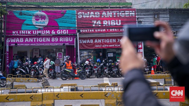 Kemenkes mengatakan harga rapid antigen cenderung turun karena ketersediaan produksi semakin banyak, dan terjadi persaingan di dunia industri.