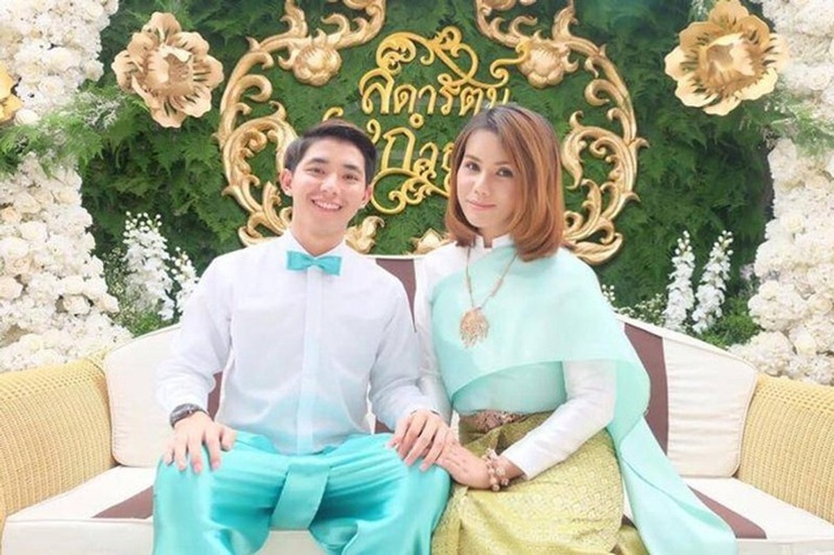 Transgender cantik yang bernama Bow sedang viral karena resmi menikah dengan seorang berondong&period; Yuk kita intip transformasinya&excl;