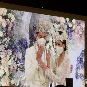 Intip Rangkaian Proses Pernikahan Alika Islamadina & Raja Siregar