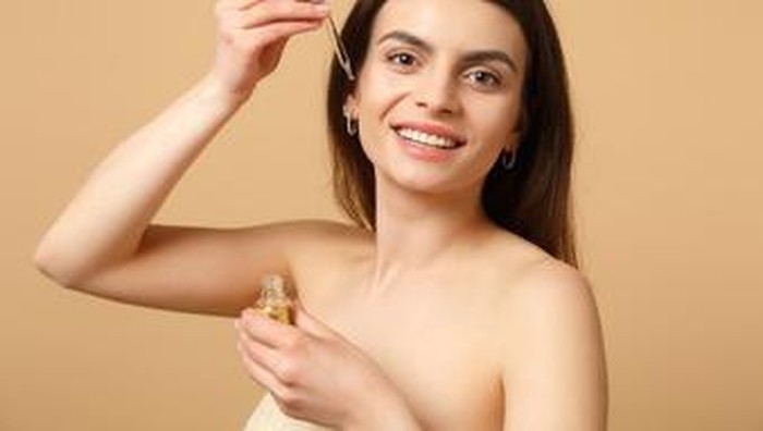 Rekomendasi Face Oil untuk Anti Aging