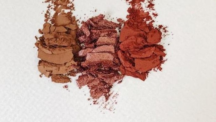 5 Rekomendasi Eyeshadow Palette dari Merek Indie Lokal