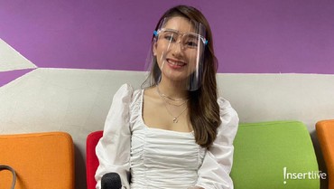 img-title Lulus Kuliah, Amanda Caesa Ingin Fokus Berkarier Jadi Artis