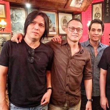 Lirik Lagu Pupus - Dewa 19