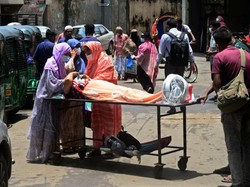 Larangan Keras Keluar Rumah saat Bangladesh Lockdown Hadapi Wabah