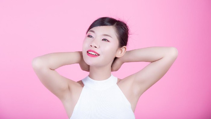 5 Kebiasaan Simpel Ini Bisa Bantu Memutihkan Ketiak Hitam