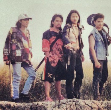 Kenangan Para Personel GIGI Terhadap Sosok Mendiang Aria Baron