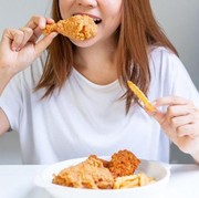 4 Hal yang Harus Dilakukan Setelah Makan Gorengan, Biar Nggak Merasa Bersalah!