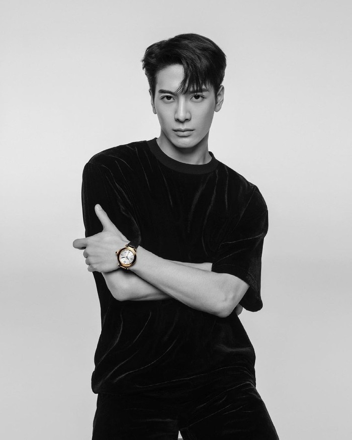 Jackson Wang yang merupakan member GOT7 dikenal memiliki stage act yang powerful. Tak mengherankan jika banyak wanita mengidolakan pria kelahiran Hong Kong ini. Apakah kamu juga salah satunya? /Foto: Instagram/jacksonwang852g7