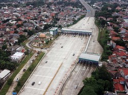 Viral Mobil Pelat Polisi Ogah Bayar Tol, Ada Indikasi Pakai Pelat Palsu