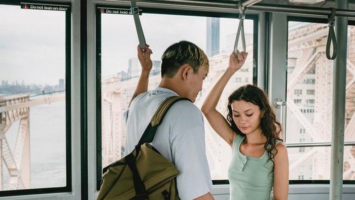 4 Tanda Nyata Pasangan Masih Mengharapkan Mantan