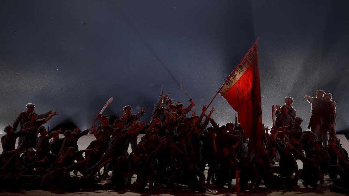 FOTO: Ingar Parade Seni Jelang Seabad Partai Komunis China