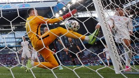 FOTO: Hujan Gol Laga Kroasia vs Spanyol di 16 Besar Euro 2020