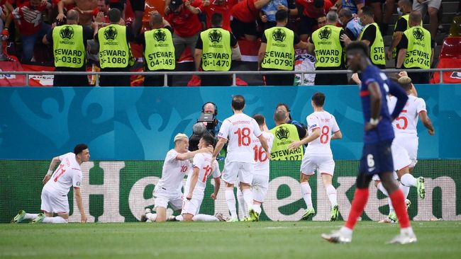 Swiss melangkah ke babak perempat final Euro 2020 (Euro 2021) usai menang 5-4 atas Prancis dalam adu penalti di babak 16 besar.