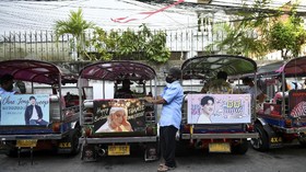 FOTO: Solidaritas Fan K-Pop Bantu Kesejahteraan Sopir Tuk Tuk