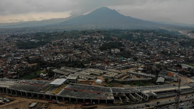 LMAN telah membayar dana pembebasan atau pengadaan lahan untuk proyek strategis nasional (PSN) mencapai Rp13,4 triliun sejak 1 Januari hingga 23 Juli 2021.