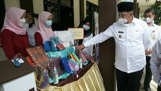 Banten memiliki sejumlah potensi industri kreatif yang menjanjikan dan menguntungkan investor, mulai dari produk kriya, fesyen, hingga kuliner.