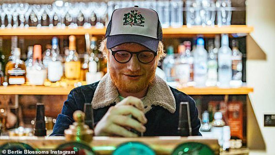 Ed Sheeran Punya Restoran, Ada Menu Pasta Enak dan Wine Club