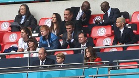 FOTO: Beckham dan Ed Sheeran Saksi Inggris Hajar Jerman