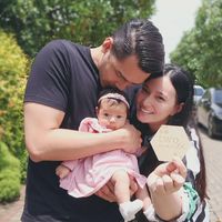 Potret Baby Chloe, Anak Asmirandah & Jonas Rivanno Yang Hobi Pakai ...