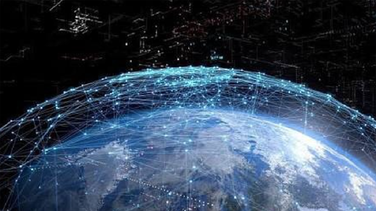 Komdigi Kaji Implementasi Koneksi HP ke Satelit Mirip Starlink