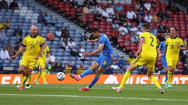 Swedia dan Ukraina imbang 1-1 hingga waktu normal usai dalam babak 16 besar Euro 2020 (Euro 2021).
