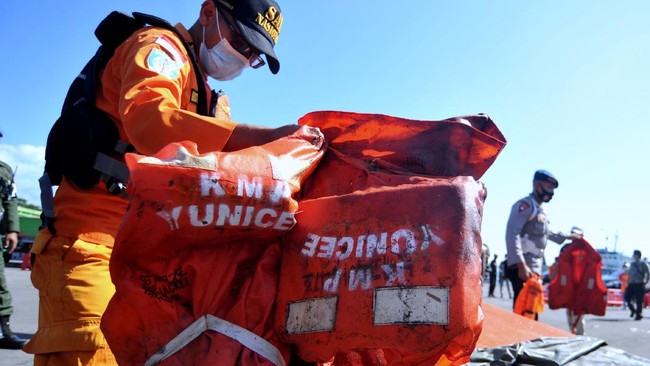 Kementerian Perhubungan mengungkap usia dan riwayat perawatan KMP Yunicee yang tenggelam di Selat Bali pada 29 Juni.