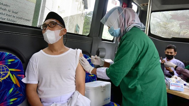 Komnas KIPI memastikan, dari 58 juta dosis vaksin Covid-19 yang sudah disuntikkan, hingga saat ini tidak ada kasus fatal yang terkait langsung dengan vaksinasi.