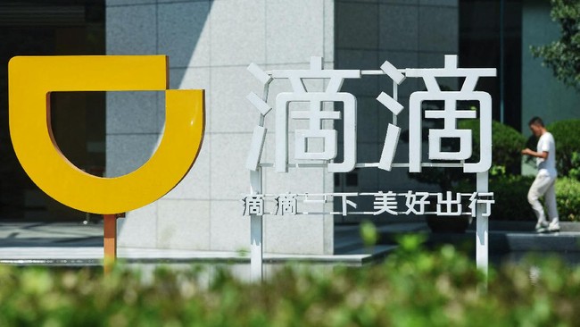 Raksasa ride-hailing China Didi Chuxing mengantongi US$4,4 miliar dalam penawaran umum perdana (IPO) pada, Rabu (30/6).