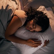 Tidur Miring ke Kiri atau ke Kanan, Mana yang Lebih Baik?