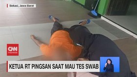 VIDEO: Ketua RT Pingsan Saat Mau Tes Swab