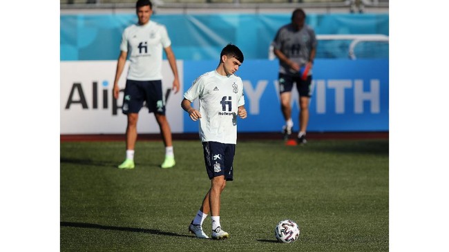Pedro Gonzalez yang lebih dikenal dengan nama Pedri mulai menuai sorotan dan seolah bermain tanpa istirahat.