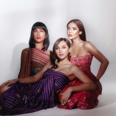 Reaksi Netizen Lihat Dena Rachman, Oscar Lawalata & Millen Foto Bareng