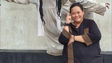 img-title Agama Mendiang Mbak You VS Penampakan Makam Mbak You