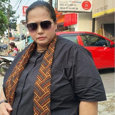 Mengaku Nikah dengan Ular Jadi-jadian, Mbak You Sering Dianggap Gila