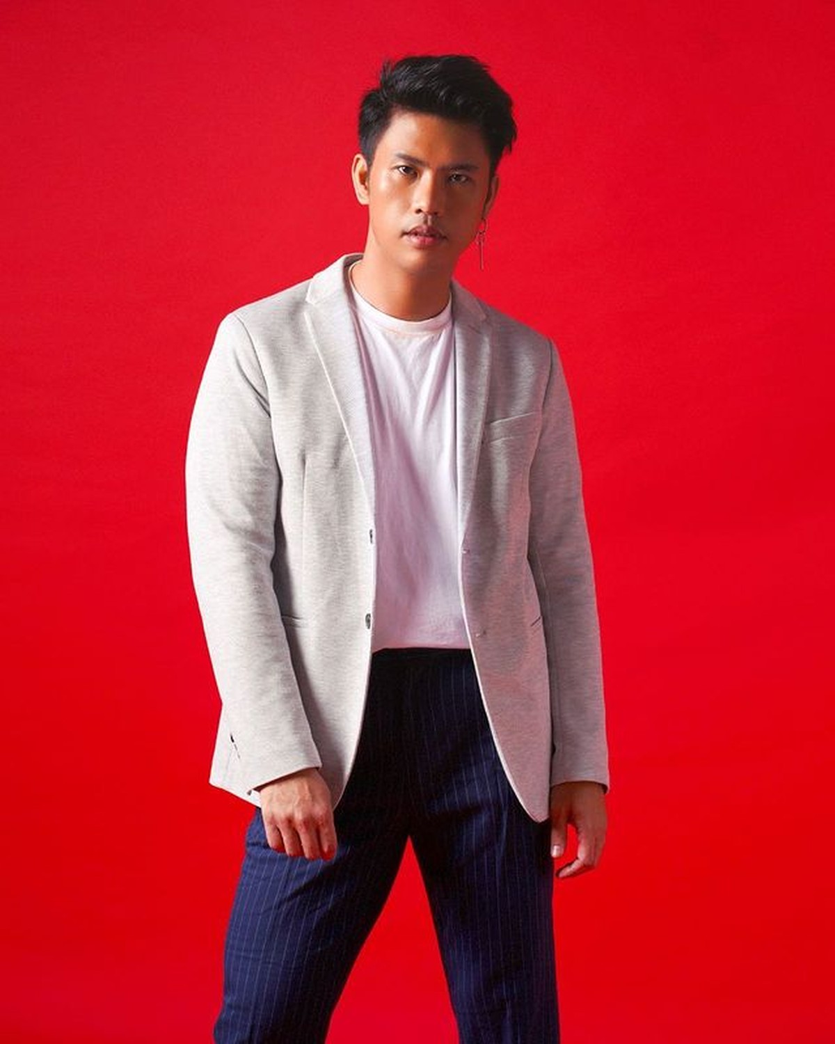 Ricky Cuaca berhasil menurunkan berat badan sebanyak 60kg dengan melakukan diet ekstrem&period; Yuk kita lihat penampilannya&excl;