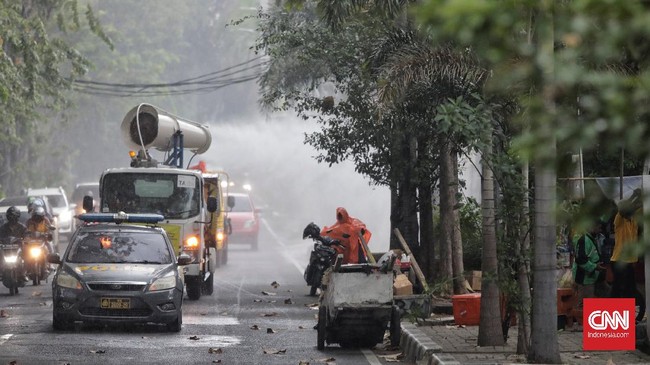 FOTO: Penyemprotan Disinfektan Cegah Covid-19