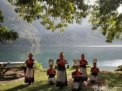 Mengenal Pentingnya Peranan Boras Si Pir Ni Tondi dalam Adat Batak