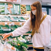 Kiat Aman Saat Belanja di Supermarket Selama Masa PPKM Darurat