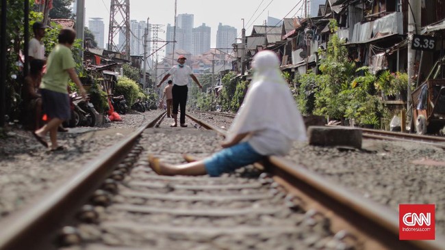 FOTO: Jaga Imunitas, Jemur Jadi Rutinitas
