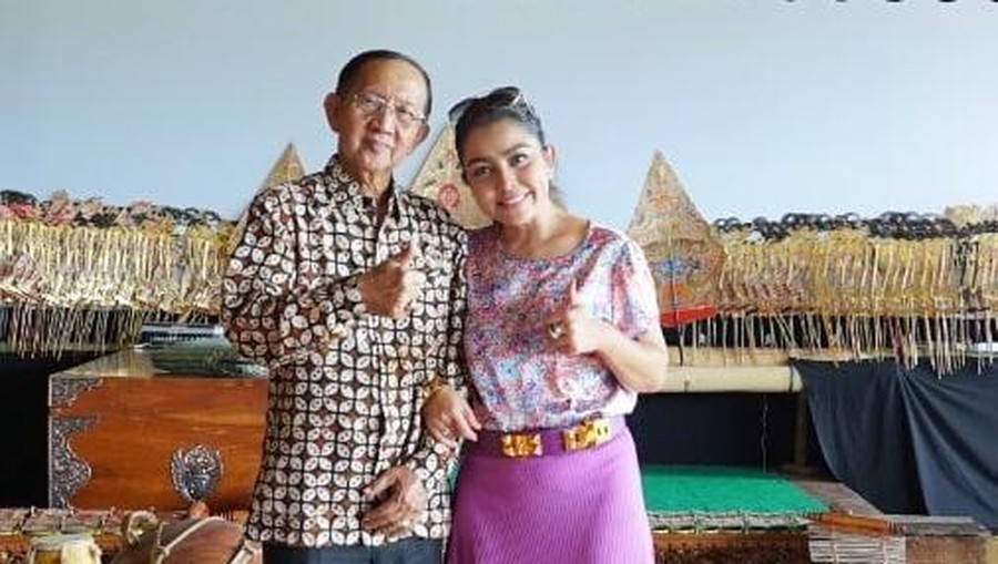 Ki Manteb Sudharsono & Mayangsari