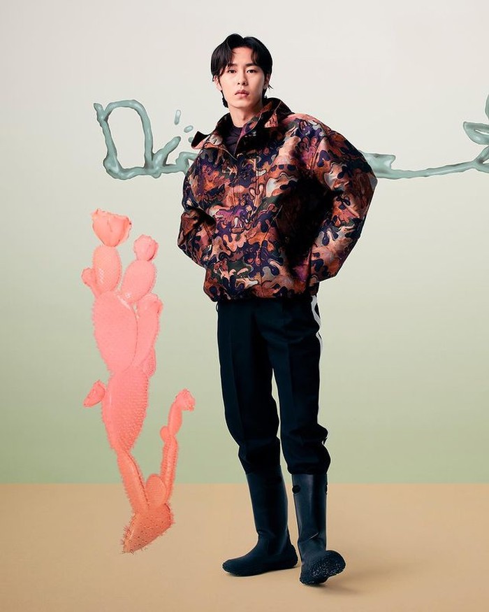 Aktor Korea juga tampil menghadiri Cactus Jack Dior. Lee Jae Wook, aktor Korea yang terkenal lewat drama Do Do Sol Sol La La Sol hadir untuk kolaborasi Dior kali ini. Lee Jae Wook mengenakan koleksi dari Dior Winter (instagram.com/dior)