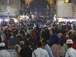 Riset: 67,6 Persen Warga India Punya Antibodi COVID-19, Sudah Herd Immunity?