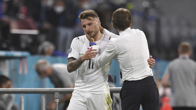 Leonardo Bonucci menyebut Ciro Immobile jadi bahan olok-olok di skuad Italia seiring aksi bangkit dari cedera di Euro 2020 (Euro 2021).