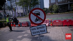 Ribut Paspampres, Polisi Pakaian Preman Dilarang Jaga PPKM